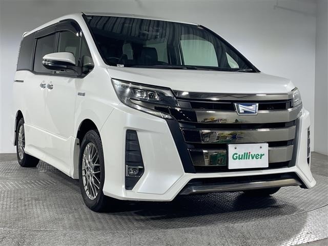 Toyota NOAH 2017 7688690-0