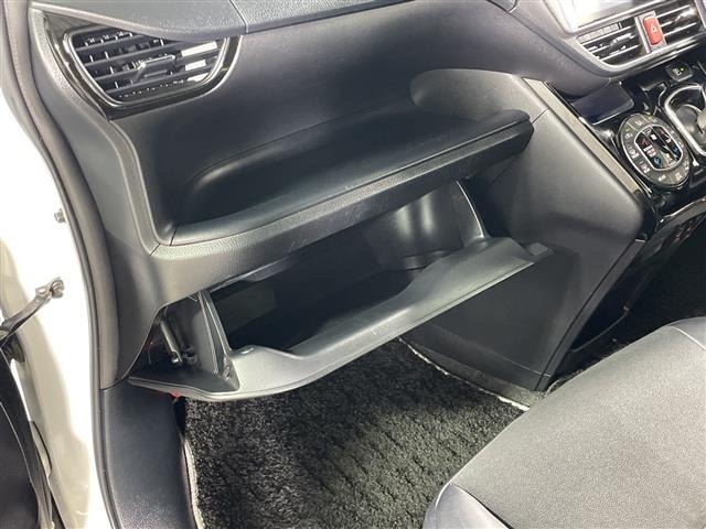 Toyota NOAH 2017 7688690-10
