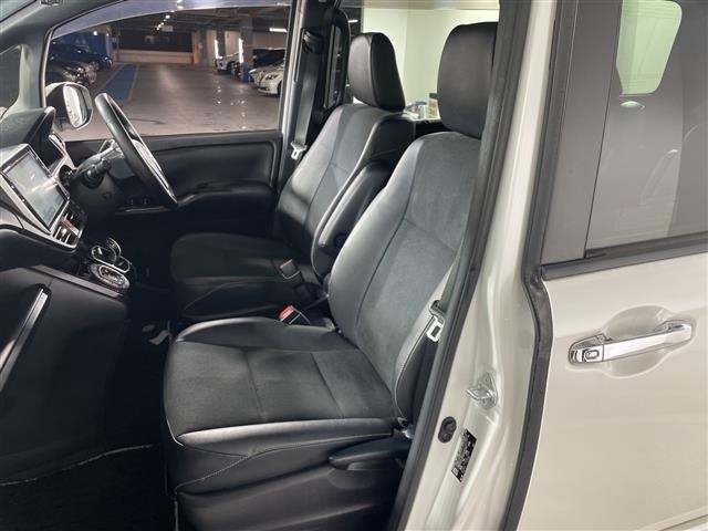 Toyota NOAH 2017 7688690-11
