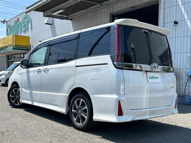 Toyota NOAH 2021 7688692-15