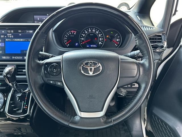 Toyota NOAH 2021 7688692-16