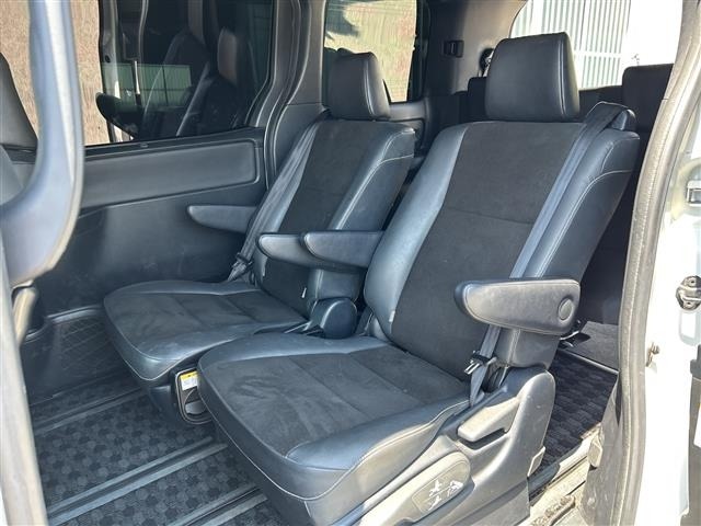 Toyota NOAH 2021 7688692-19