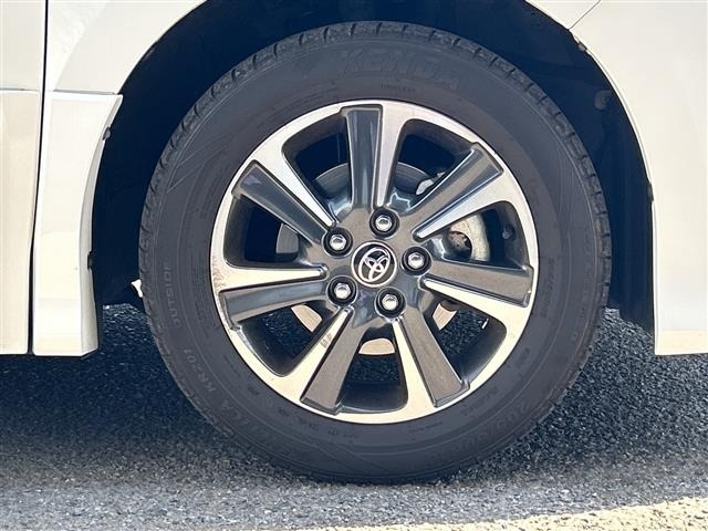 Toyota NOAH 2021 7688692-8