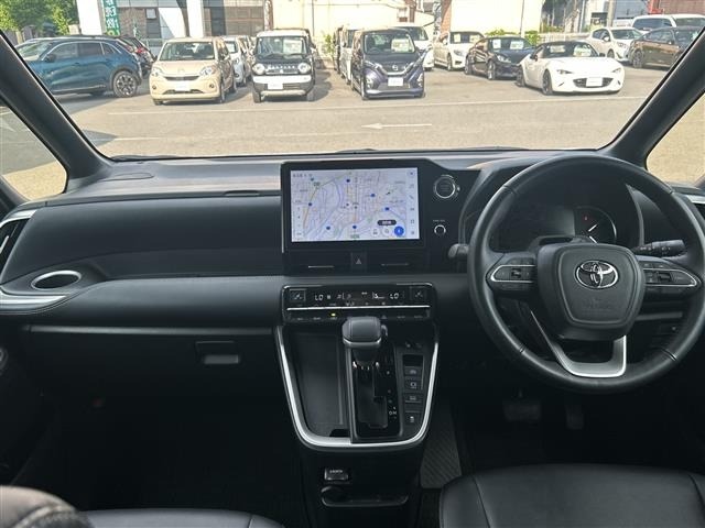 Toyota NOAH 2023 7688705-12