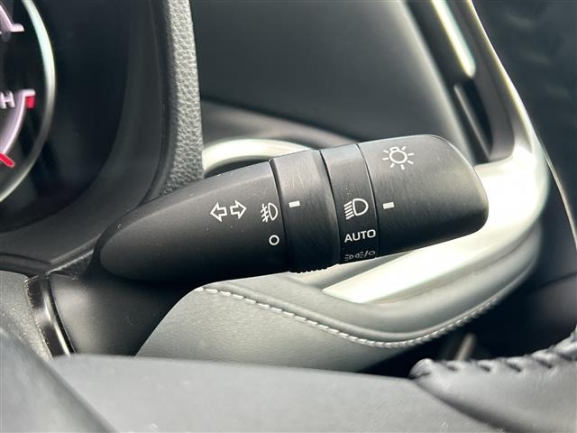 Toyota NOAH 2023 7688705-6
