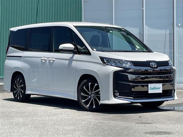 Toyota NOAH 2023 7688712-0