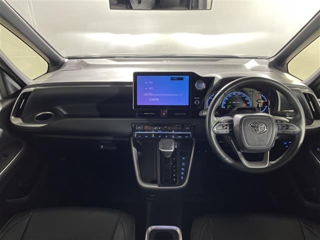Toyota NOAH 2023 7688721-16