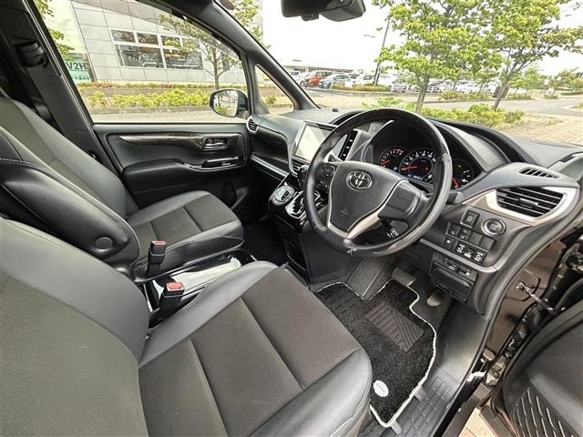 Toyota NOAH 2020 7688722-11