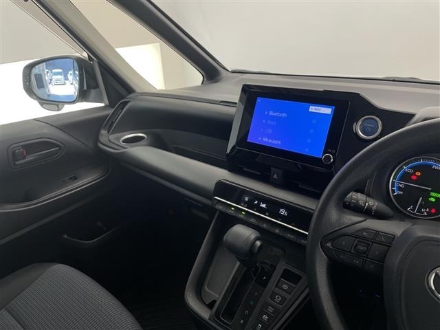Toyota NOAH 2022 7688730-2