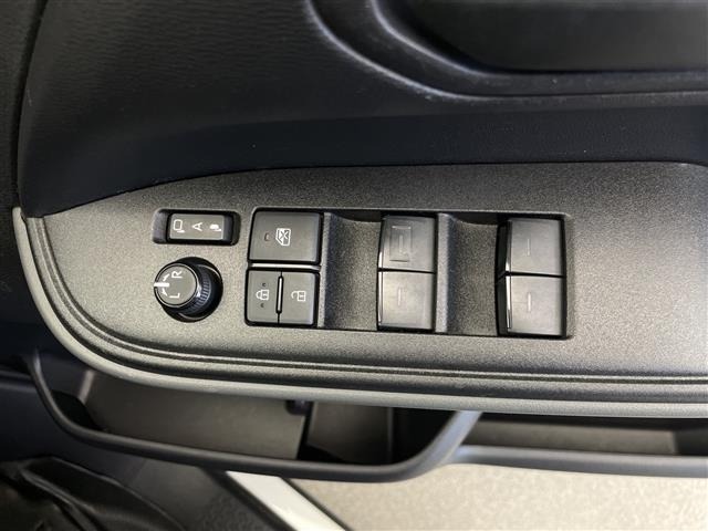 Toyota NOAH 2022 7688730-22