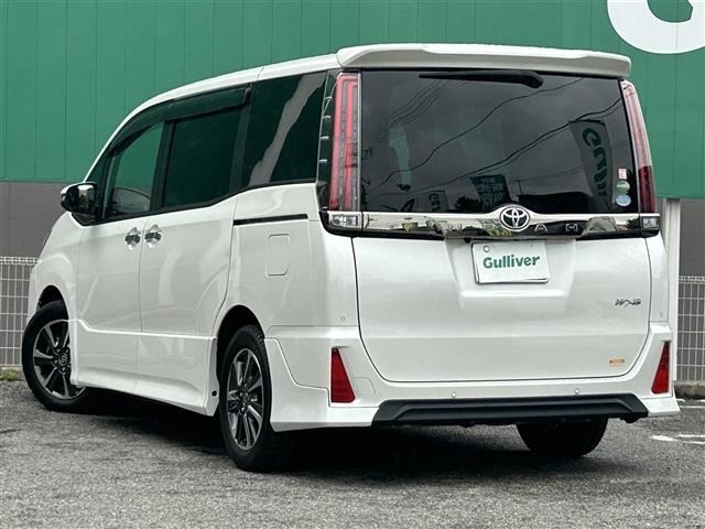 Toyota NOAH 2020 7688744-2