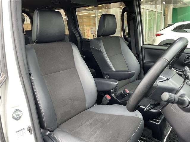 Toyota NOAH 2020 7688744-9