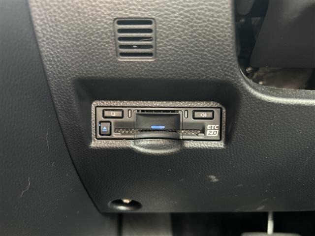 Toyota NOAH 2022 7688751-20