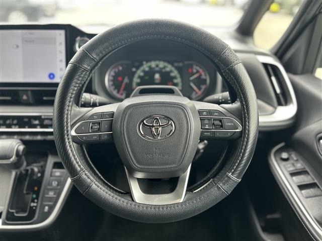 Toyota NOAH 2022 7688751-3