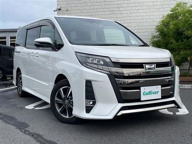 Toyota NOAH 2019 7688771-0