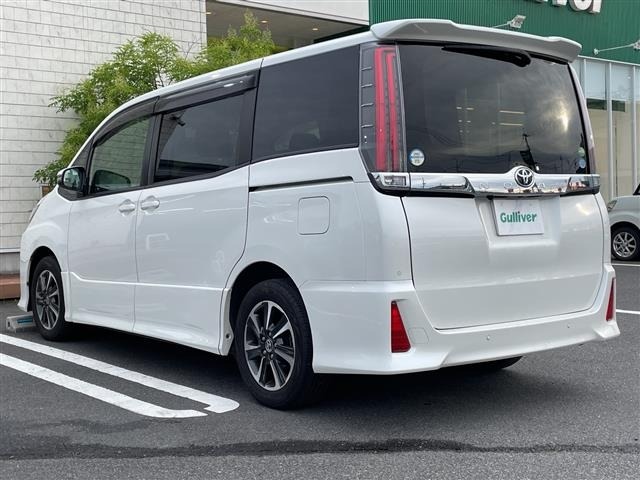 Toyota NOAH 2019 7688771-13