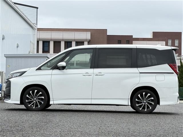 Toyota NOAH 2024 7688779-2