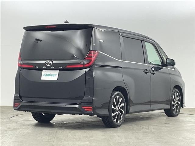Toyota NOAH 2023 7688780-2