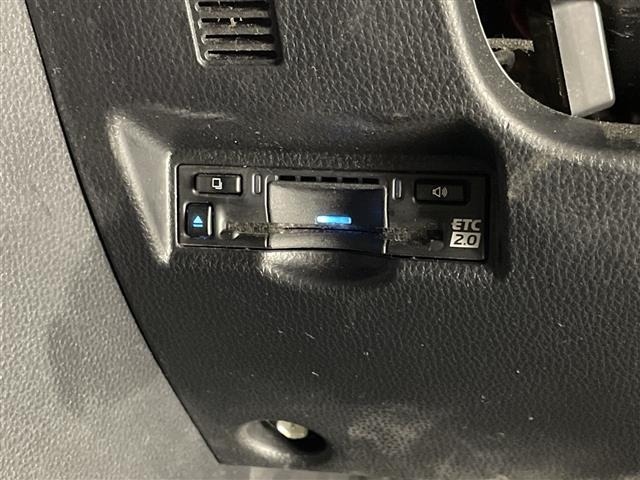 Toyota NOAH 2023 7688781-7