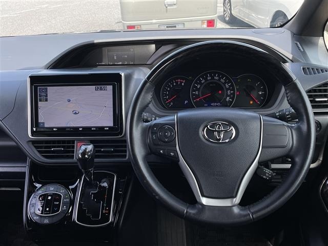 Toyota NOAH 2020 7688782-10