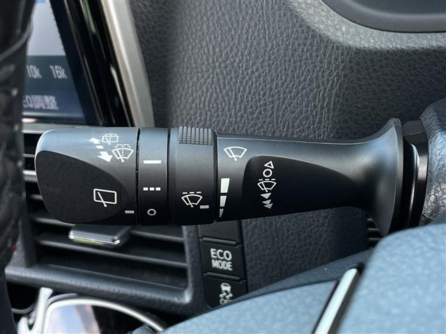 Toyota NOAH 2020 7688782-12