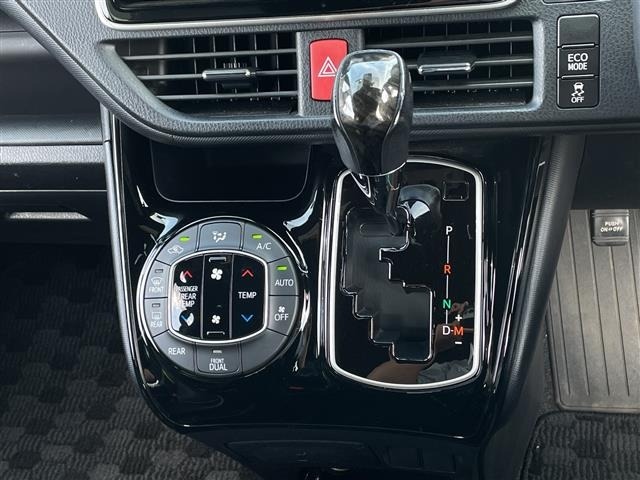 Toyota NOAH 2020 7688782-7