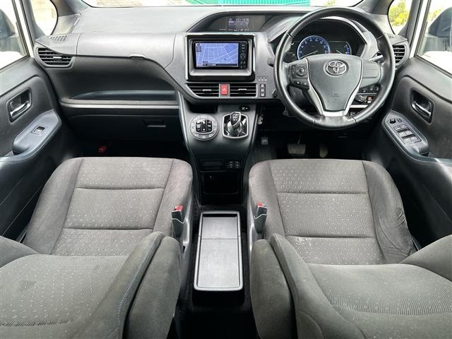 Toyota NOAH 2016 7688783-15