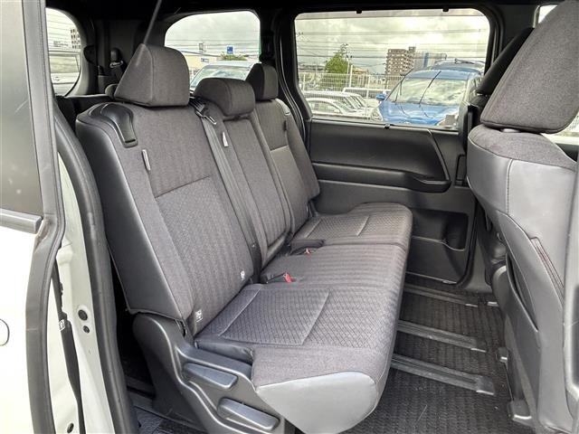 Toyota NOAH 2022 7688790-9
