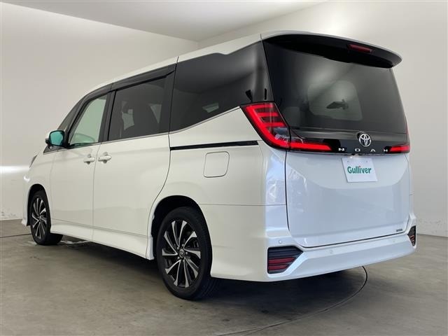 Toyota NOAH 2023 7688804-13