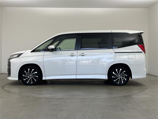 Toyota NOAH 2023 7688804-21
