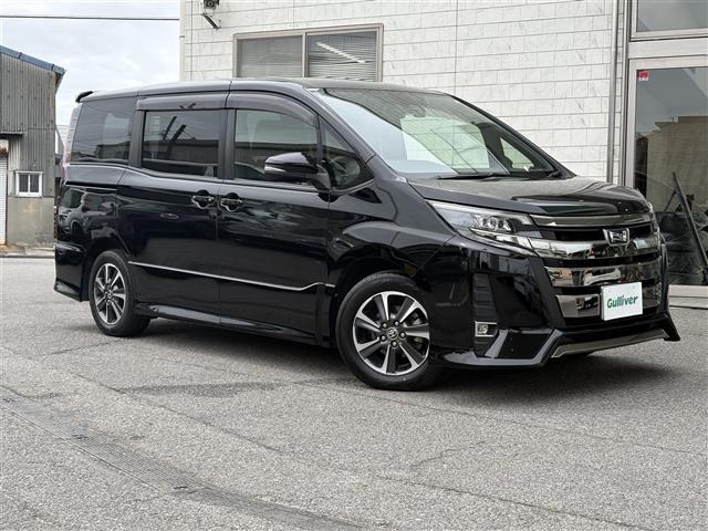 Toyota NOAH 2019 7688812-0