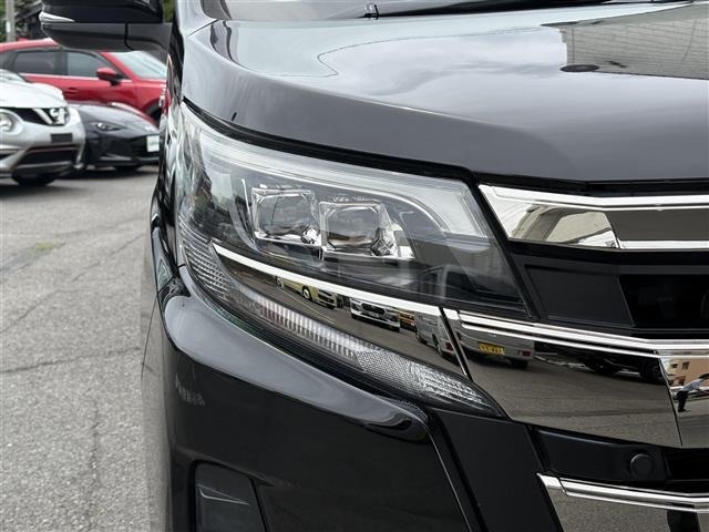 Toyota NOAH 2019 7688812-12
