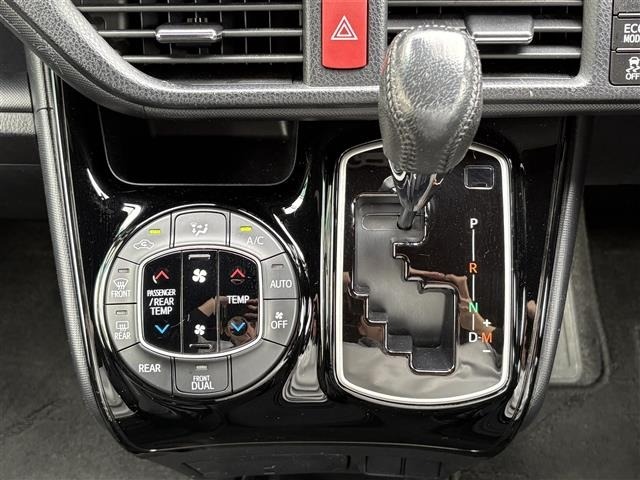 Toyota NOAH 2019 7688812-19