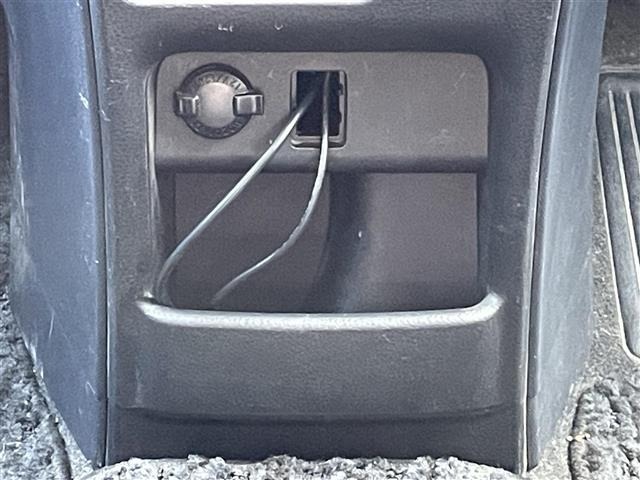 Toyota NOAH 2015 7688819-4