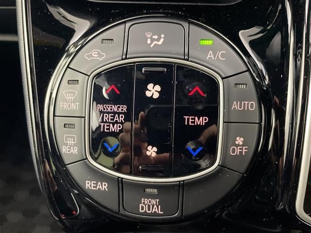 Toyota NOAH 2021 7688821-9