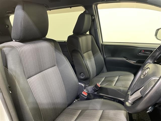 Toyota NOAH 2017 7688835-10
