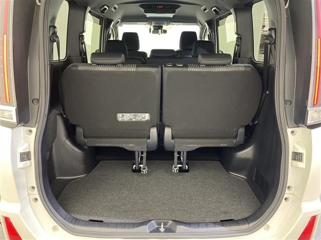 Toyota NOAH 2017 7688835-20