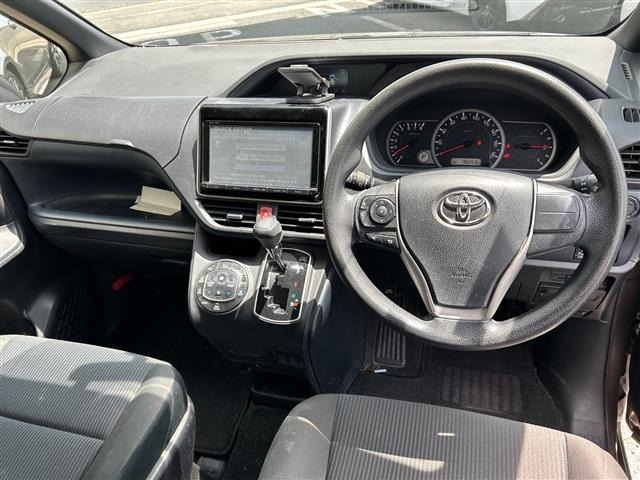 Toyota NOAH 2014 7688836-3