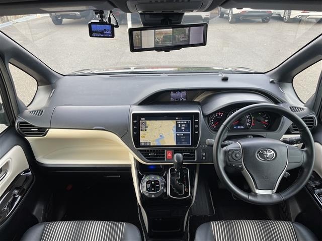 Toyota NOAH 2019 7688845-15