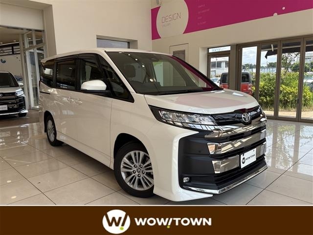 Toyota NOAH 2023 7688853-0