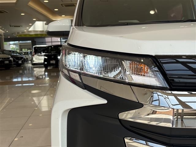 Toyota NOAH 2023 7688853-12