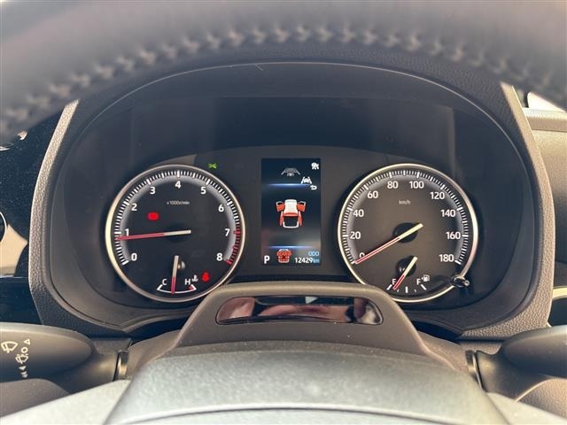 Toyota NOAH 2023 7688853-16