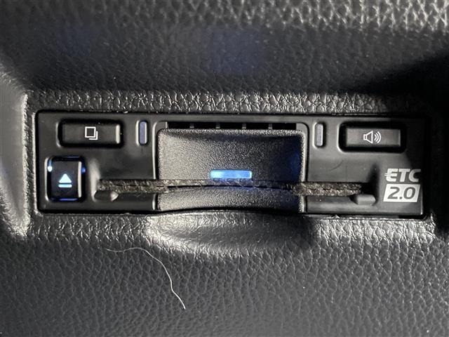 Toyota NOAH 2023 7688854-11