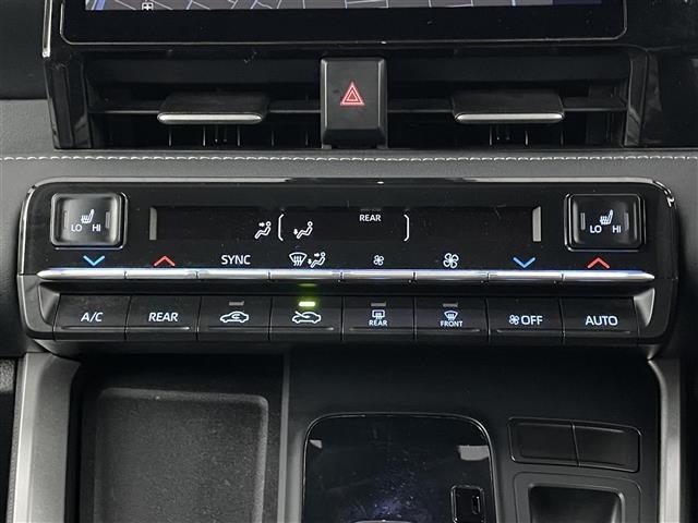 Toyota NOAH 2023 7688854-23