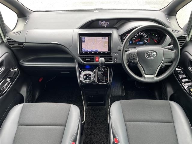 Toyota NOAH 2019 7688856-15
