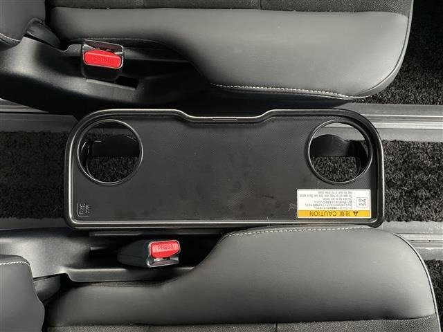 Toyota NOAH 2019 7688856-2