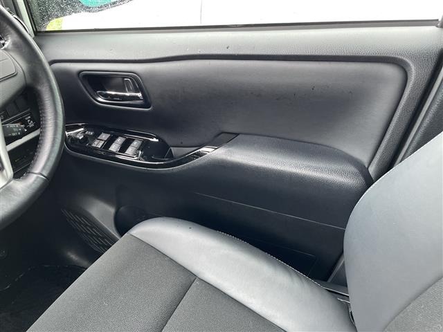 Toyota NOAH 2019 7688856-20