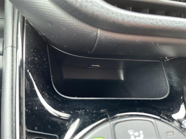 Toyota NOAH 2019 7688856-8