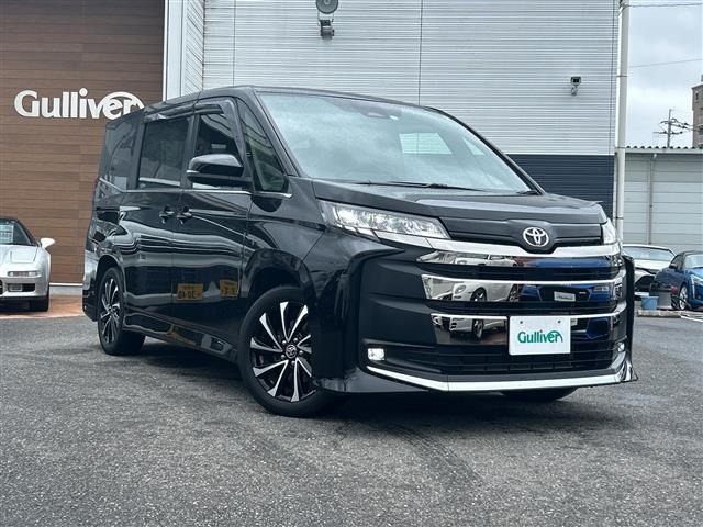 Toyota NOAH 2023 7688857-0