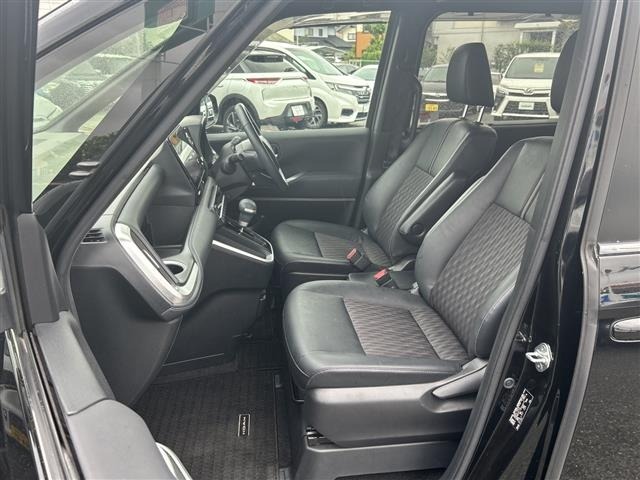 Toyota NOAH 2023 7688857-10
